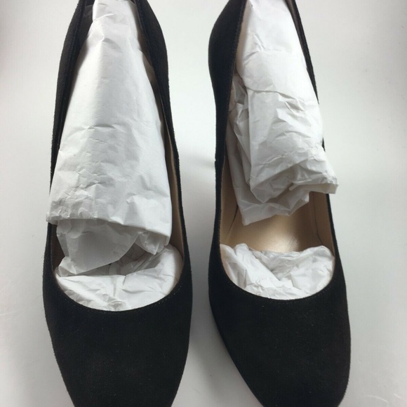 Christian Louboutin Simple Brown suede Pump 37.5 - Picture 2 of 8